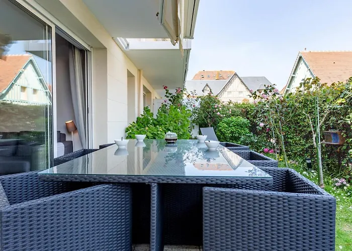Apartment Hortensia By Interhome
